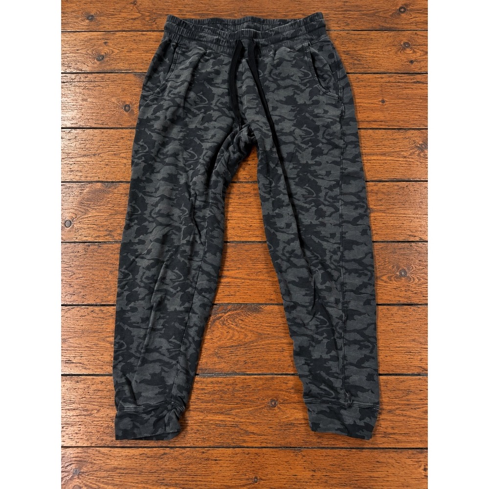 Tasc Grey Camo Joggers Organic Cotton Bamboo S Crop Gorpcore Lounge Athleisure
